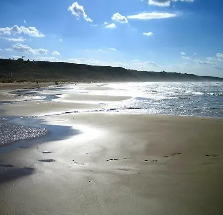 Accanto Al Faro *