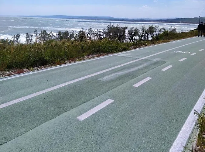 Accanto Al Faro Appartement *